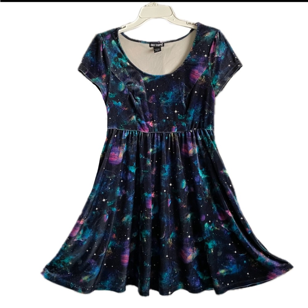 Hot topic velvet mini dress. Space print (stars, planets) Size M